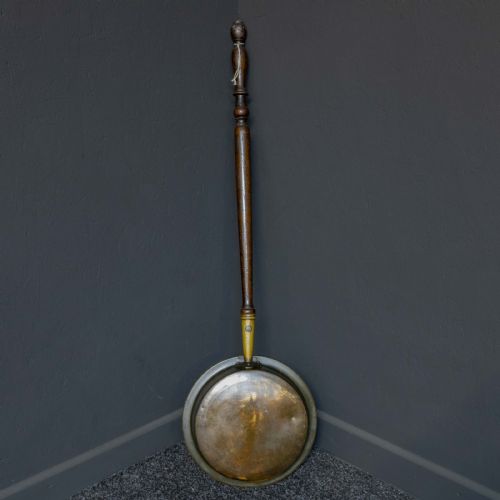 VICTORIAN BRASS WARMING PAN - ADDITIONAL PHOTO 4