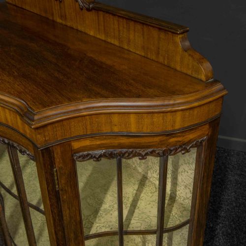 CHIPPENDALE STYLE MAHOGANY CABINET - ADDITIONAL PHOTO 6