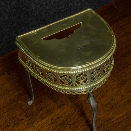 GEORGIAN BRASS FOOTMAN - ADDITIONAL PHOTO 4
