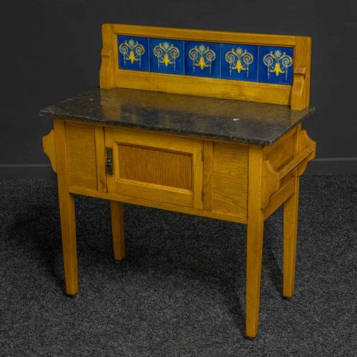 ARTS AND CRAFTS OAK WASHSTAND - ADDITIONAL PHOTO 2