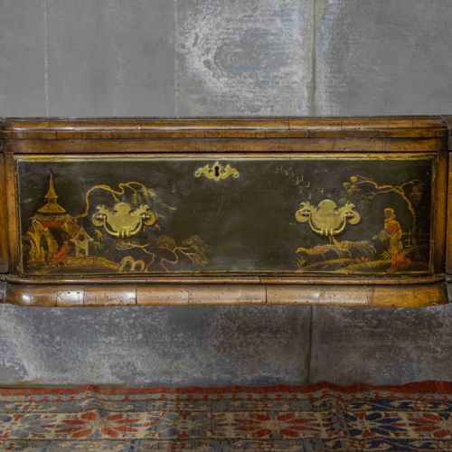 QUEEN ANNE STYLE WALNUT DRESSER - ADDITIONAL PHOTO 15