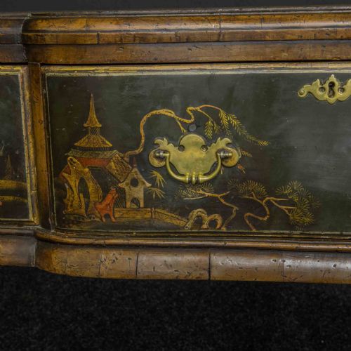 QUEEN ANNE STYLE WALNUT DRESSER - ADDITIONAL PHOTO 10