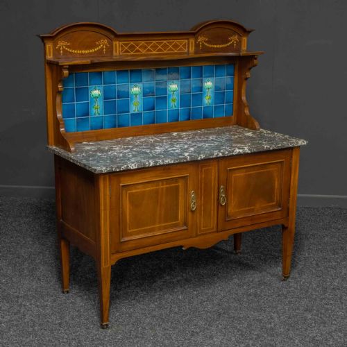 edwardian mahogany washstand - CATEGORY: ANTIQUE FURNITURE - DATED EDWARDIAN