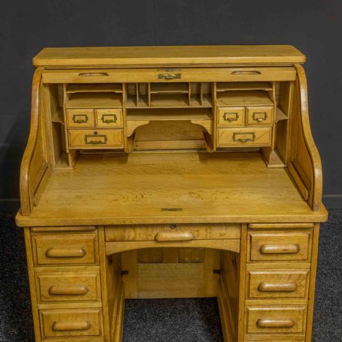 SMALL OAK ROLL TOP DESK - ADDITIONAL PHOTO 8
