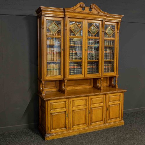 EDWARDIAN OAK BOOKCASE