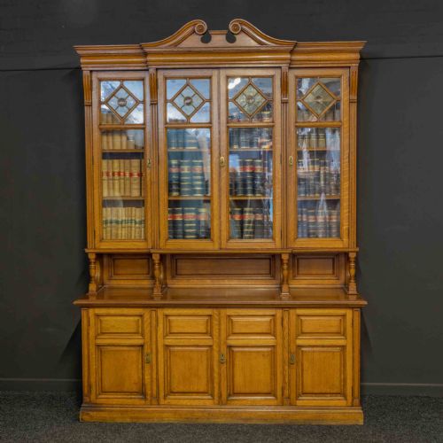 EDWARDIAN OAK BOOKCASE - ADDITIONAL PHOTO 1