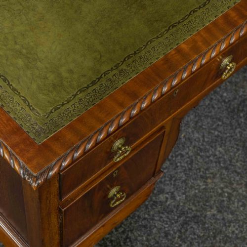 CHIPPENDALE STYLE MAHOGANY DESK - ADDITIONAL PHOTO 4
