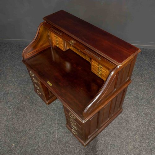 EARLY 20TH CENTURY MAHOGANY DESK - ADDITIONAL PHOTO 4