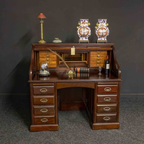EARLY 20TH CENTURY MAHOGANY DESK - ADDITIONAL PHOTO 11