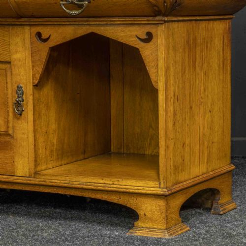 ARTS AND CRAFTS OAK WASHSTAND - ADDITIONAL PHOTO 4