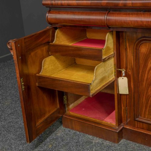VICTORIAN MAHOGANY DRESSER - ADDITIONAL PHOTO 11