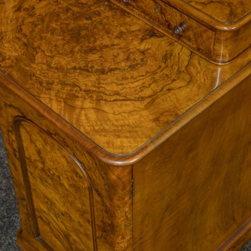VICTORIAN BURR WALNUT DRESSING TABLE - ADDITIONAL PHOTO 5
