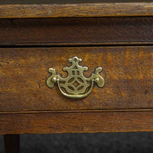 17TH CENTURY OAK SOFA TABLE - ADDITIONAL PHOTO 2