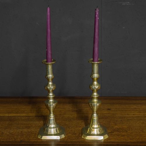 SET OF TWO VICTORIAN CANDLESTICKS - ADDITIONAL PHOTO 1