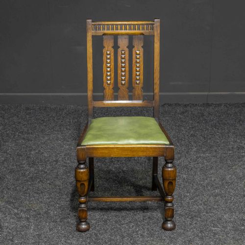 OAK DINING SET WITH TABLE AND FOUR CHAIRS - ADDITIONAL PHOTO 2