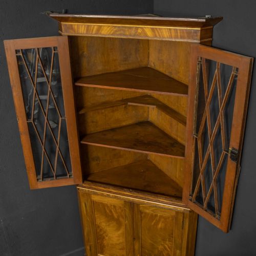 EARLY 19TH CENTURY MAHOGANY DOUBLE CORNER CUPBOARD - ADDITIONAL PHOTO 8