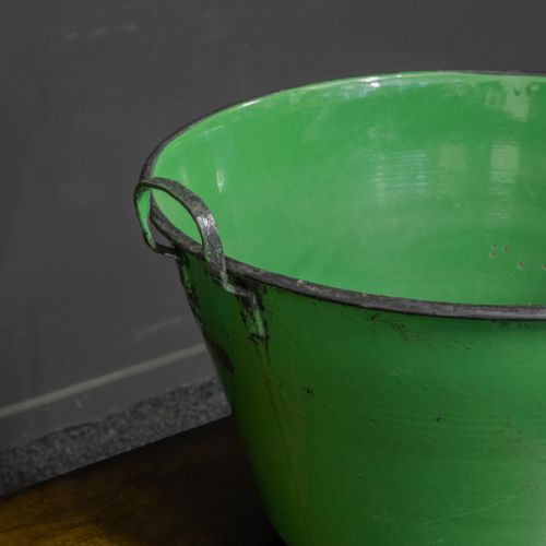 MASSIVE ENAMELLED BIN - ADDITIONAL PHOTO 4
