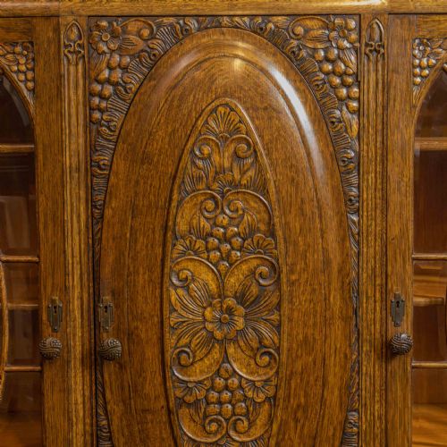 EARLY 20TH CENTURY CARVED OAK BOOKCASE - ADDITIONAL PHOTO 10