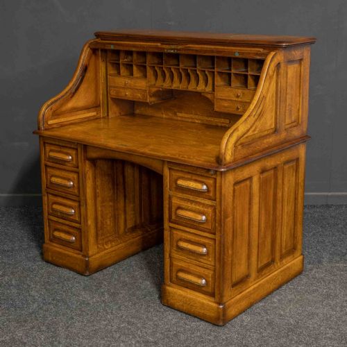 EDWARDIAN MID OAK ROLL TOP DESK