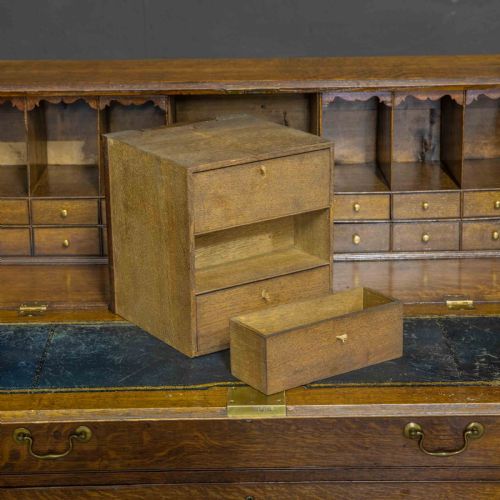 GEORGIAN OAK BUREAU - ADDITIONAL PHOTO 9