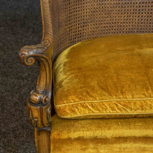 WILLIAM AND MARY STYLE WALNUT SOFA - ADDITIONAL PHOTO 8