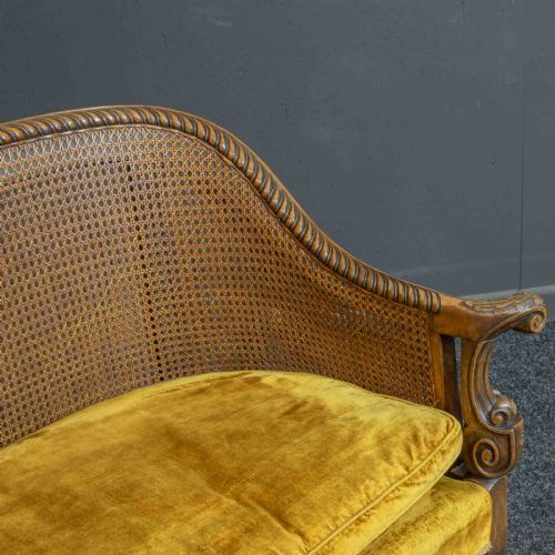WILLIAM AND MARY STYLE WALNUT SOFA - ADDITIONAL PHOTO 12