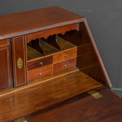 GEORGIAN MAHOGANY BUREAU - ADDITIONAL PHOTO 2