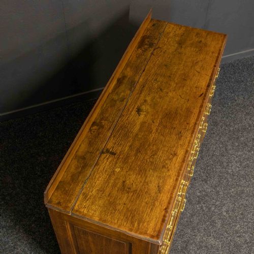 18TH CENTURY LANCASHIRE MULE CHEST - ADDITIONAL PHOTO 2