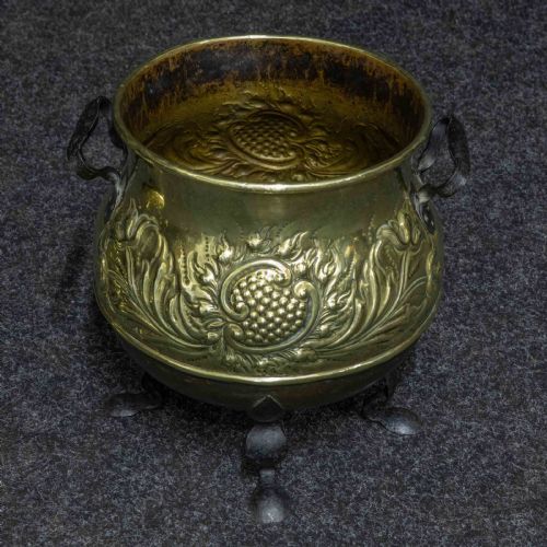 ARTS AND CRAFTS BRASS LOG BIN - ADDITIONAL PHOTO 10