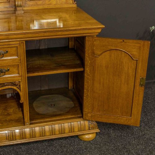 VICTORIAN POLLARD OAK SIDEBOARD - ADDITIONAL PHOTO 3