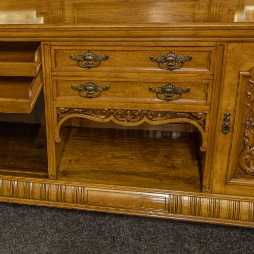 VICTORIAN POLLARD OAK SIDEBOARD - ADDITIONAL PHOTO 5
