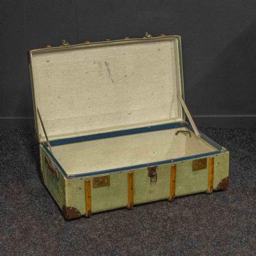 FAMOUS FAMILY TRUNK - ADDITIONAL PHOTO 4