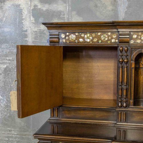 RARE JACOBEAN DRESSER - ADDITIONAL PHOTO 2