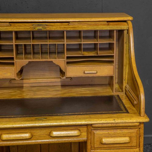 EARLY 20TH CENTURY OAK ROLL TOP DESK - ADDITIONAL PHOTO 2