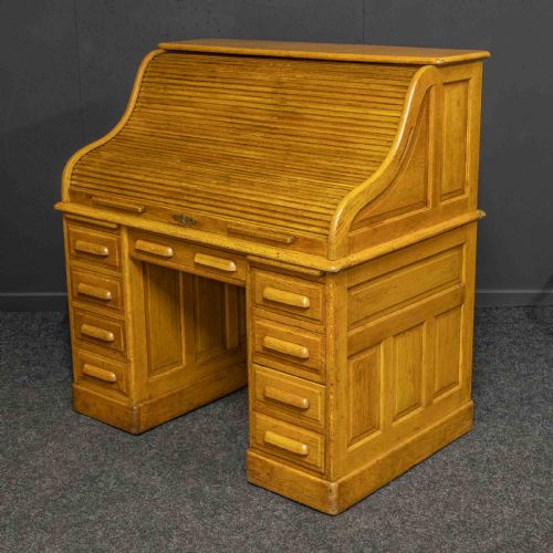 EARLY 20TH CENTURY OAK ROLL TOP DESK - ADDITIONAL PHOTO 11