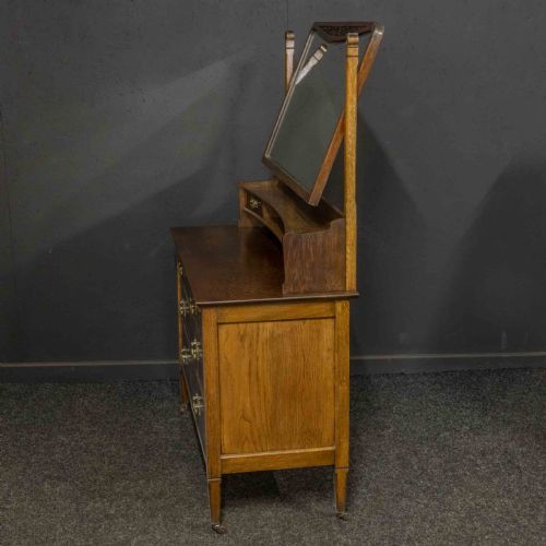 OAK DRESSING TABLE - ADDITIONAL PHOTO 2