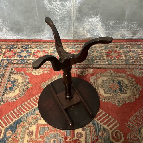ANTIQUE TRIPOD TABLE - ADDITIONAL PHOTO 3