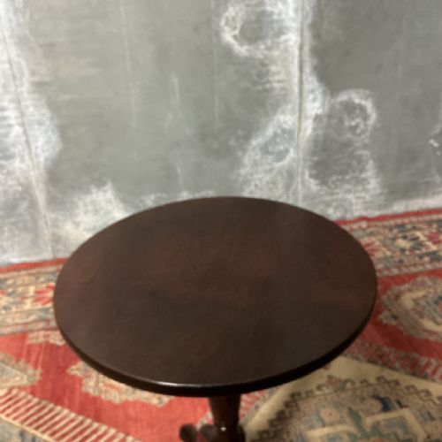 ANTIQUE TRIPOD TABLE - ADDITIONAL PHOTO 4