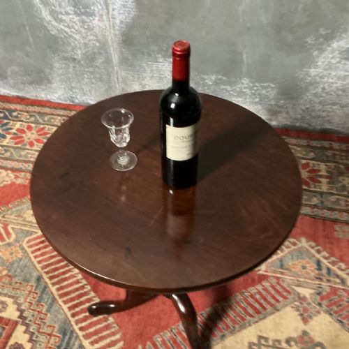ANTIQUE TRIPOD TABLE - ADDITIONAL PHOTO 5