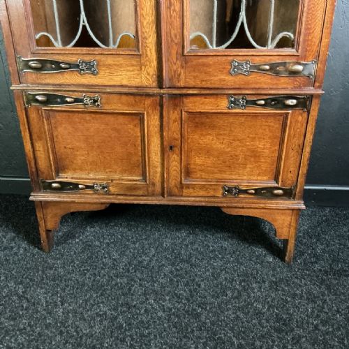 ARTS AND CRAFTS BOOKCASE - ADDITIONAL PHOTO 1