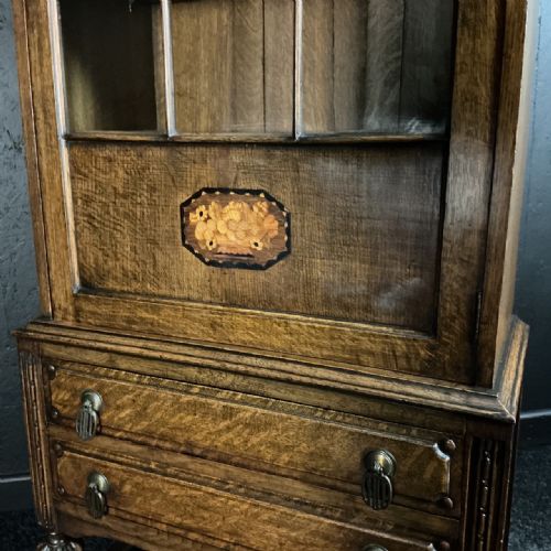 ANTIQUE OAK BOOKCASE - ADDITIONAL PHOTO 6