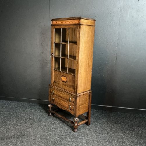 ANTIQUE OAK BOOKCASE - ADDITIONAL PHOTO 7