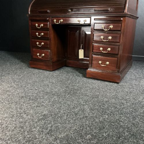 MAHOGANY ROLL TOP DESK - ADDITIONAL PHOTO 2
