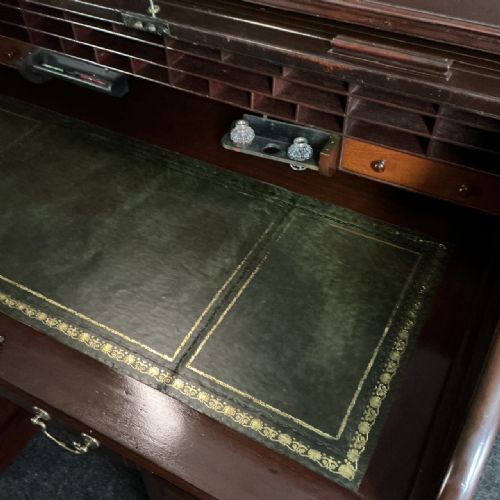 MAHOGANY ROLL TOP DESK - ADDITIONAL PHOTO 6