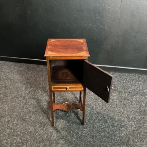 GEORGIAN MAHOGANY CUPBOARD - ADDITIONAL PHOTO 3