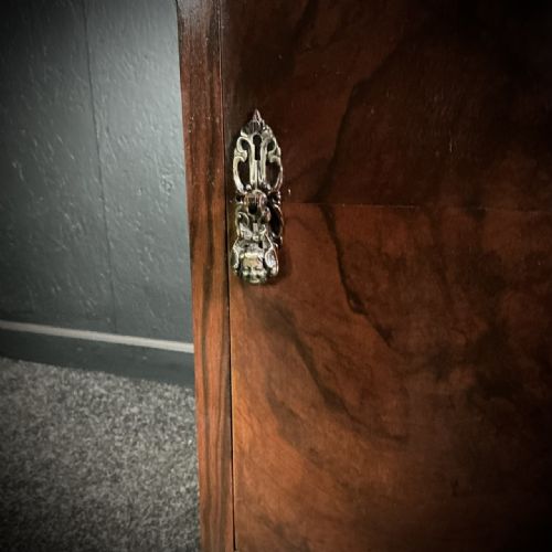 ART DECO BEDSIDE CUPBOARD - ADDITIONAL PHOTO 5