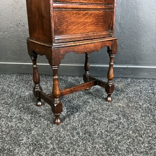 OAKS MAGAZINE RACK - ADDITIONAL PHOTO 2