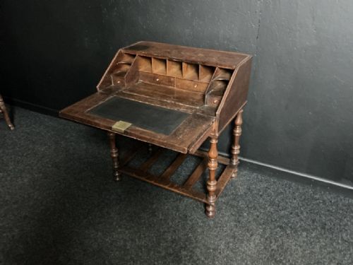 EARLY OAK BUREAU - ADDITIONAL PHOTO 6