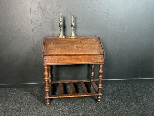 VICTORIAN KING OF DIAMONDS CANDLESTICKS - ADDITIONAL PHOTO 2