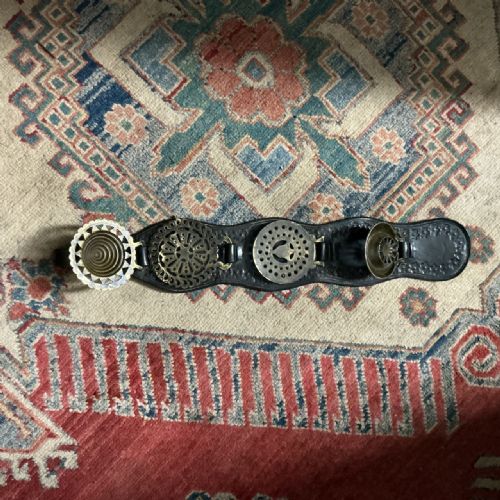 VICTORIAN HORSE BRASS MARTINGALE - ADDITIONAL PHOTO 4